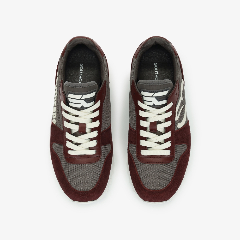 SC Logo Spikeless Shoes_BD