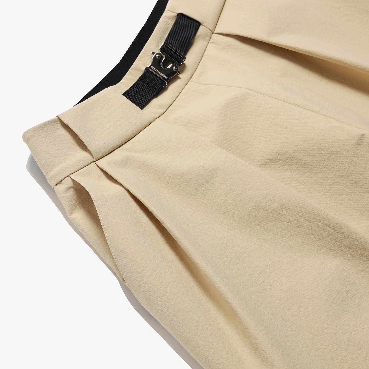 Southcross Skirt-Silhouette Belted Shorts_BE