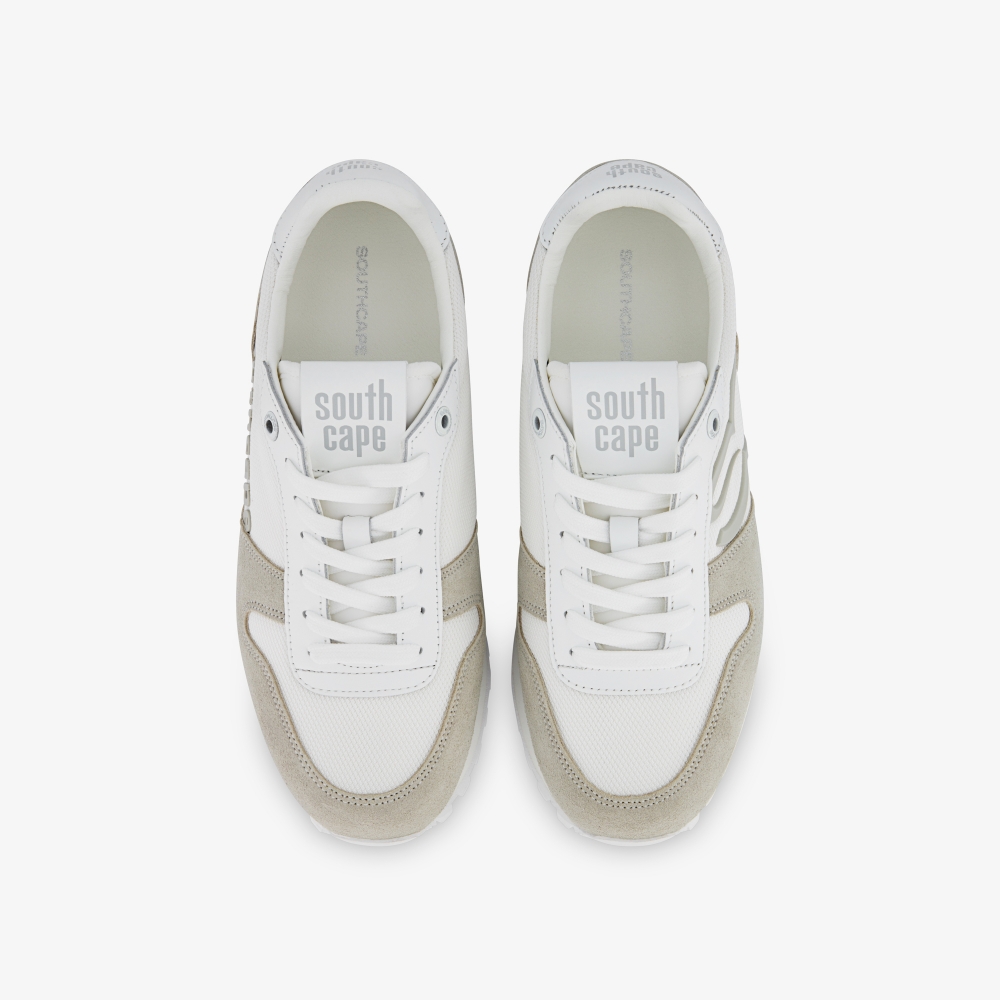 New Logo Spikeless Shoes_GY