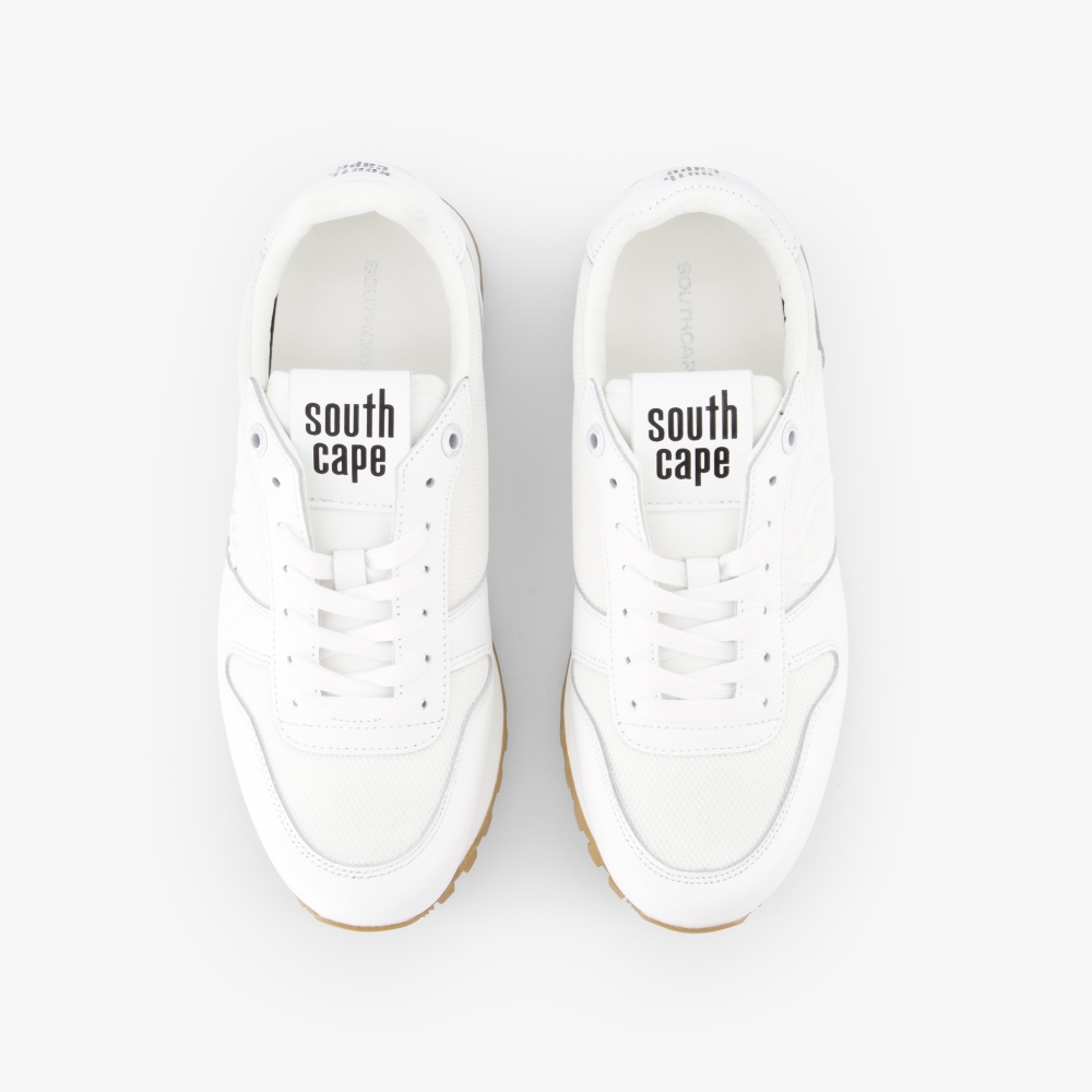 New Logo Spikeless Shoes_BE