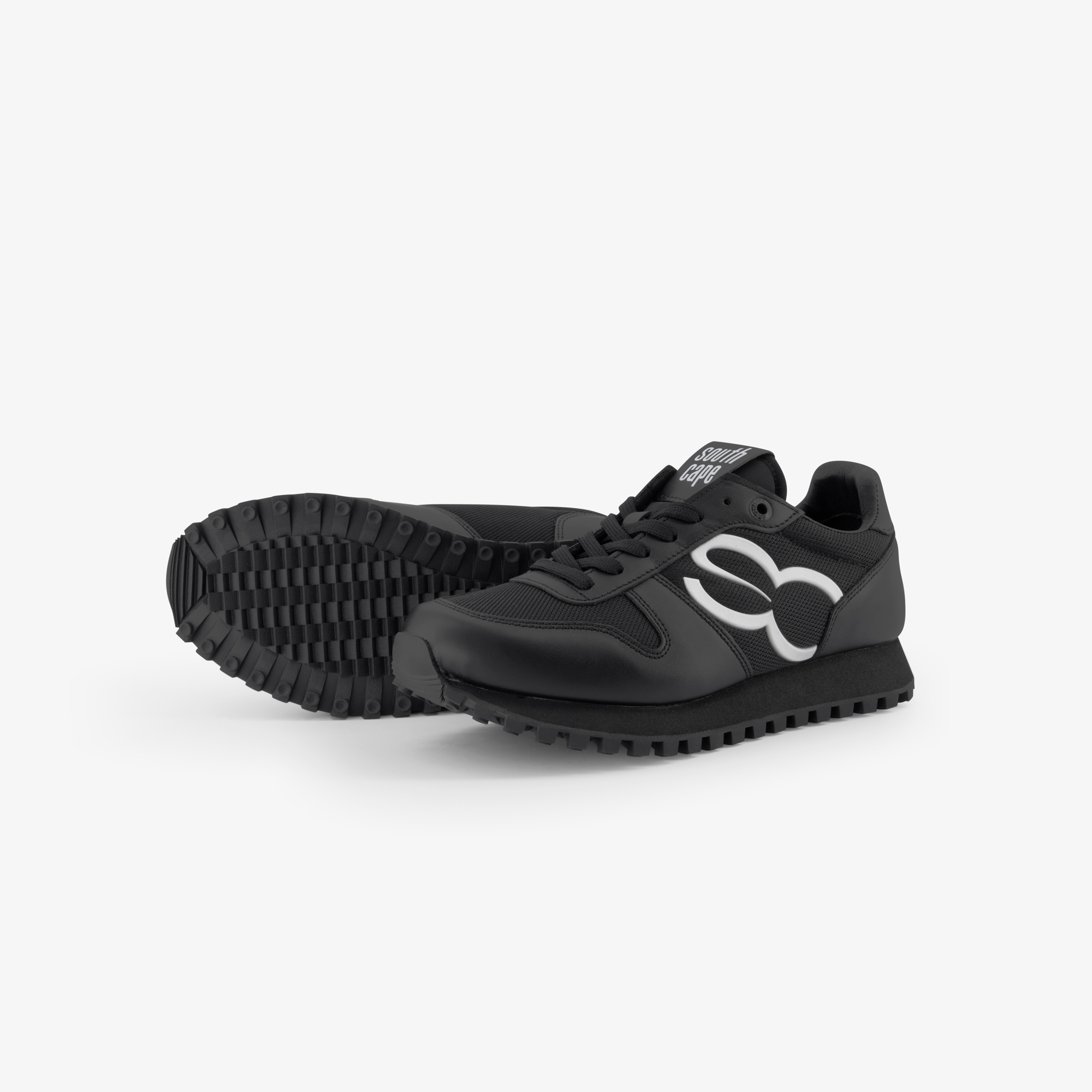 New Logo Spikeless Shoes_BK