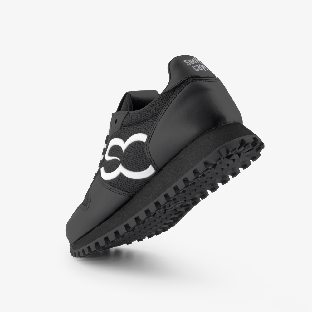 New Logo Spikeless Shoes_BK
