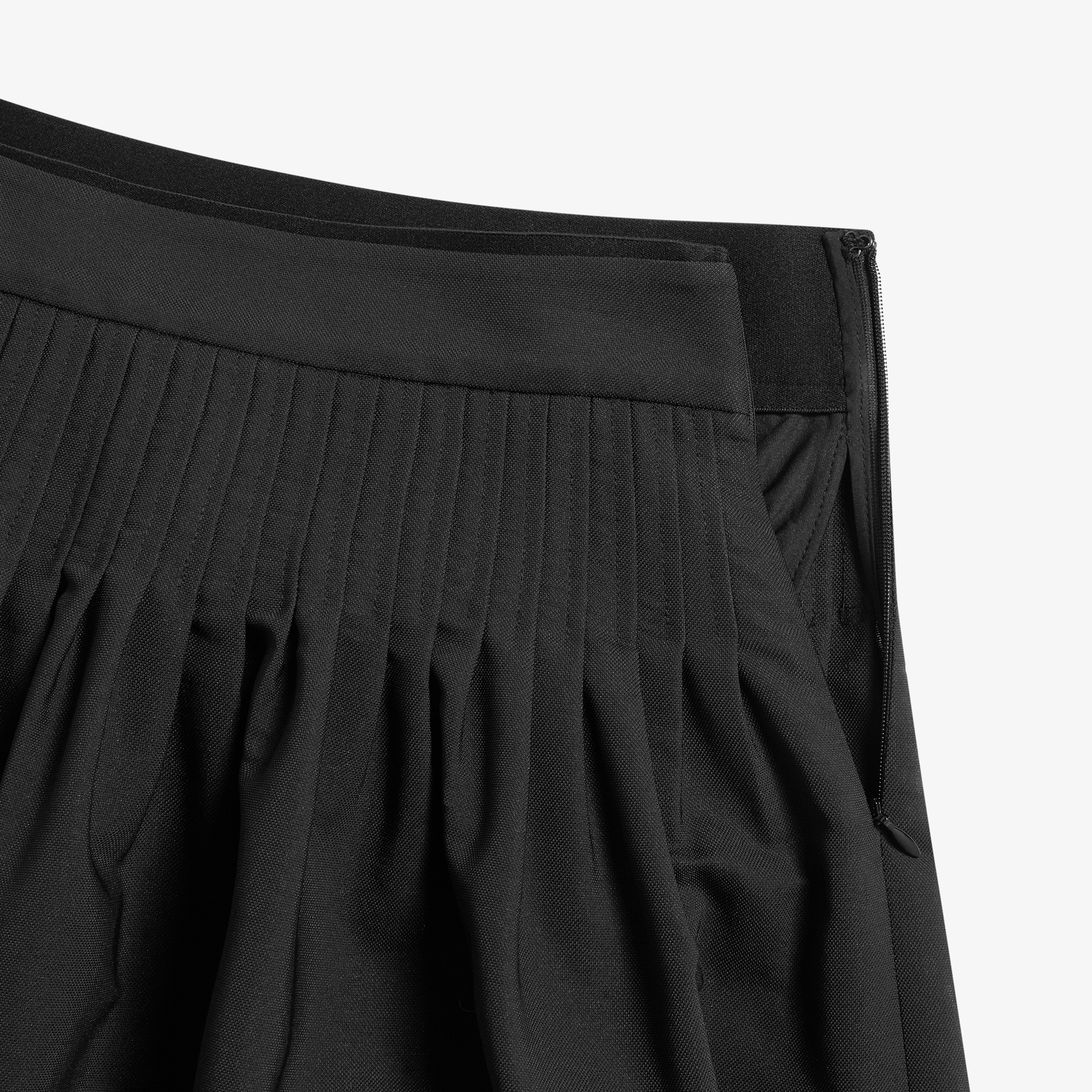 Pin-Tuck Flare Skirt_BK