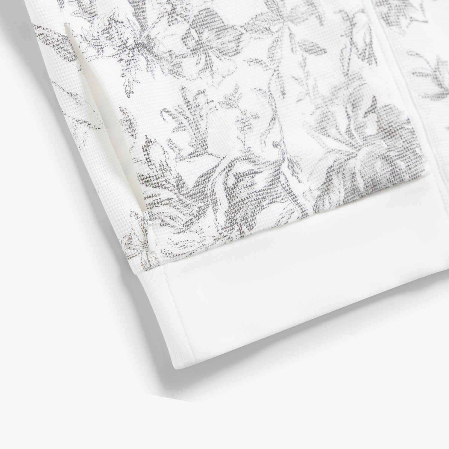 Blossom Mesh Zip-Up Jumper_WT