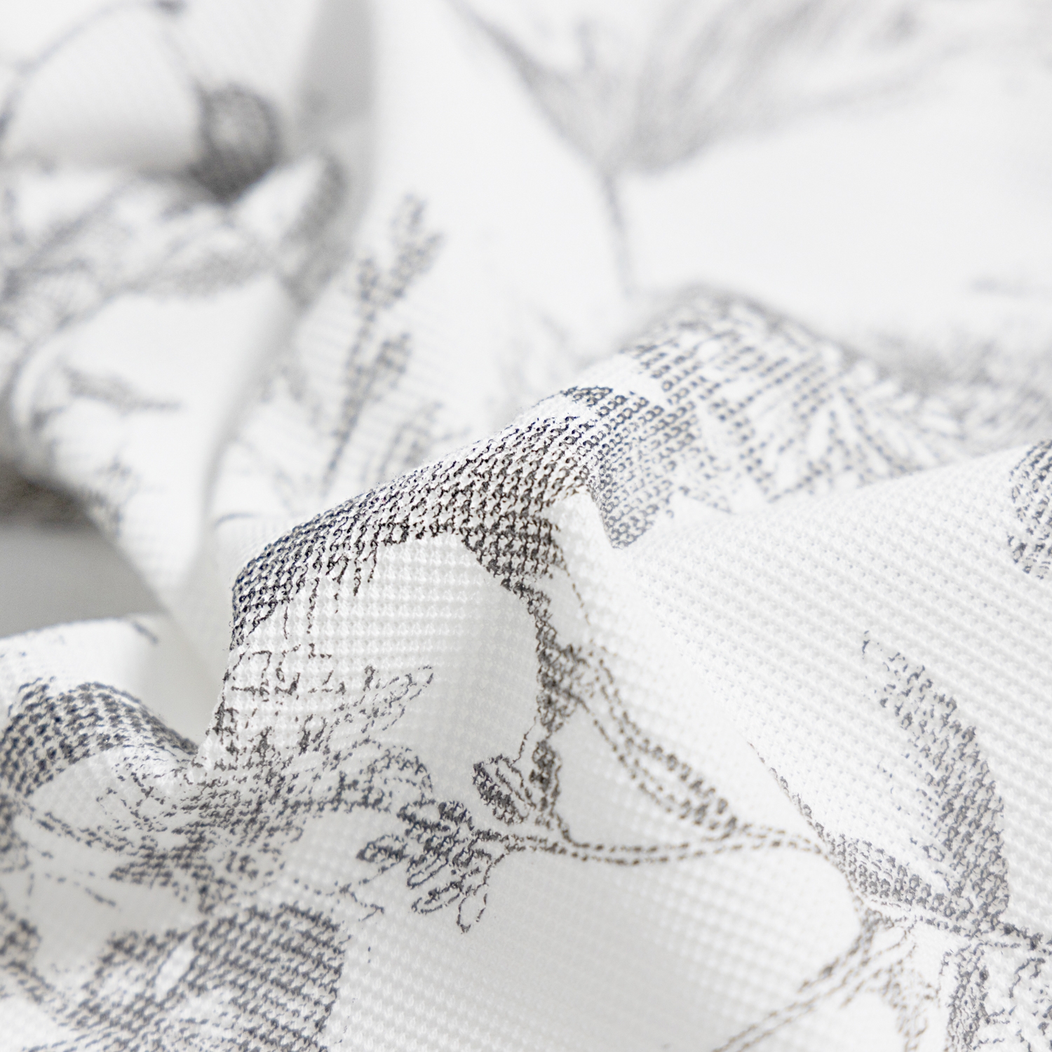 Blossom Mesh Zip-Up Jumper_WT