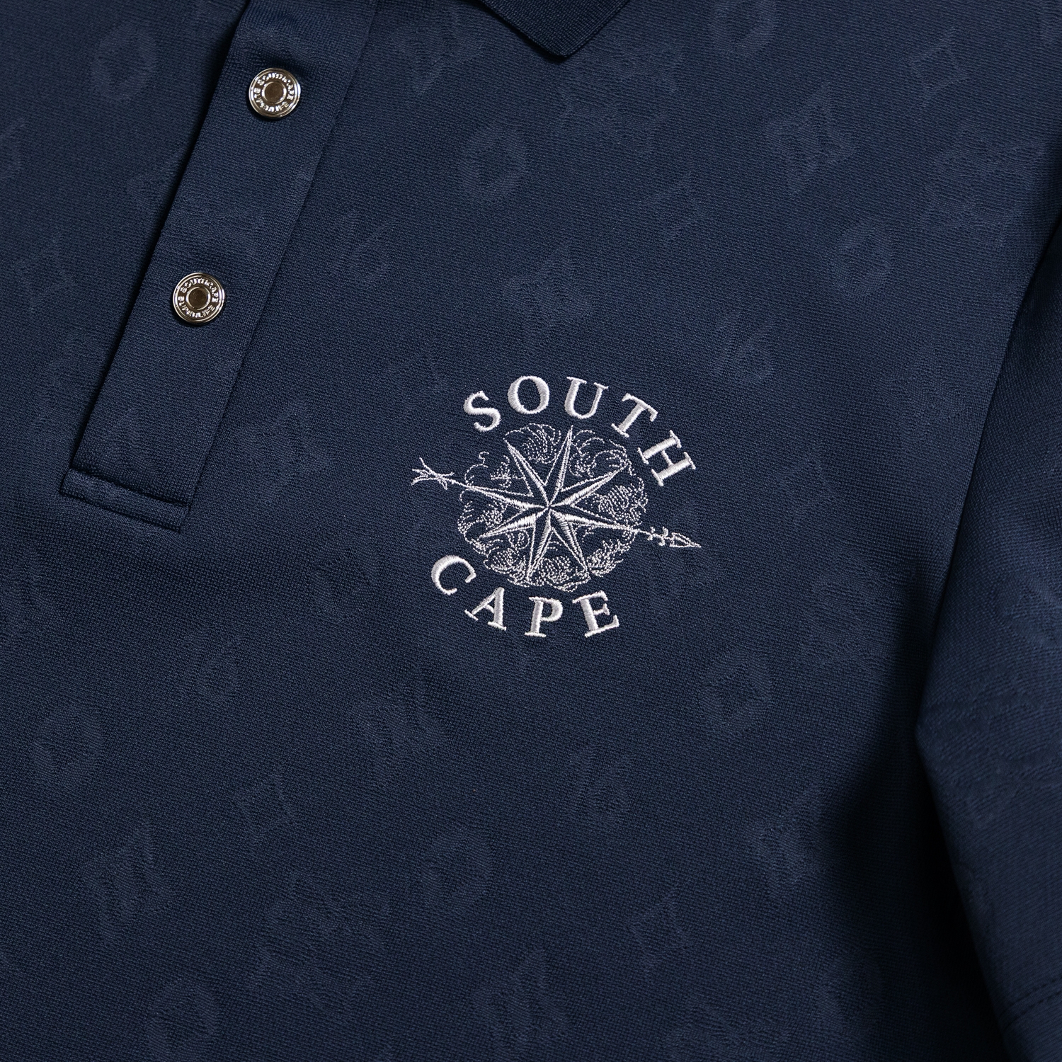 Jacquard Pattern Collar T-Shirt_NA