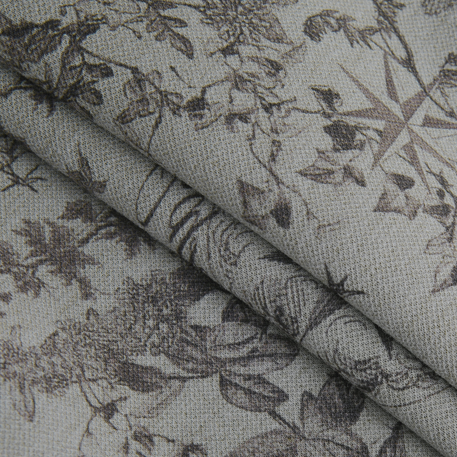 Southcross Pattern High-Neck Jumper_MG