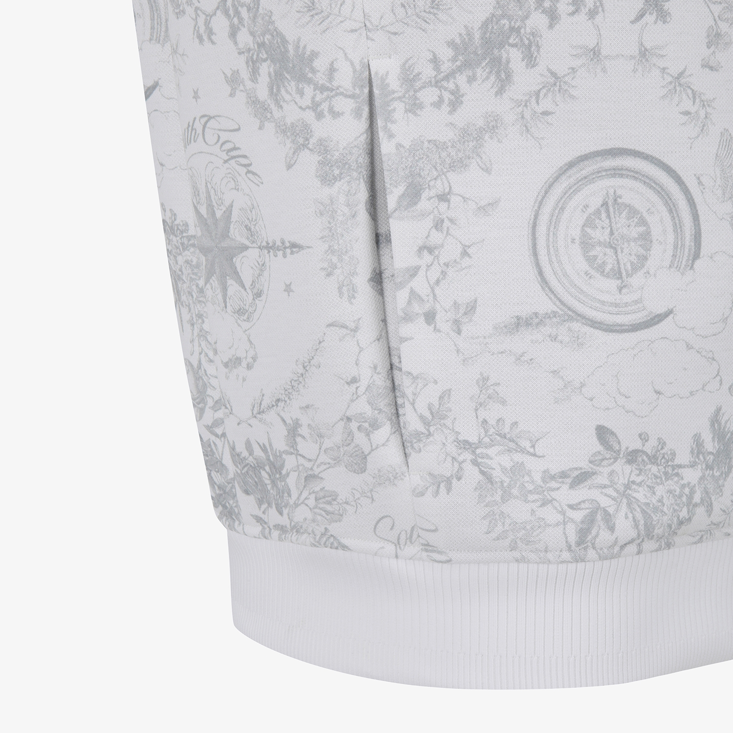 Southcross Pattern High-Neck Jumper_WT