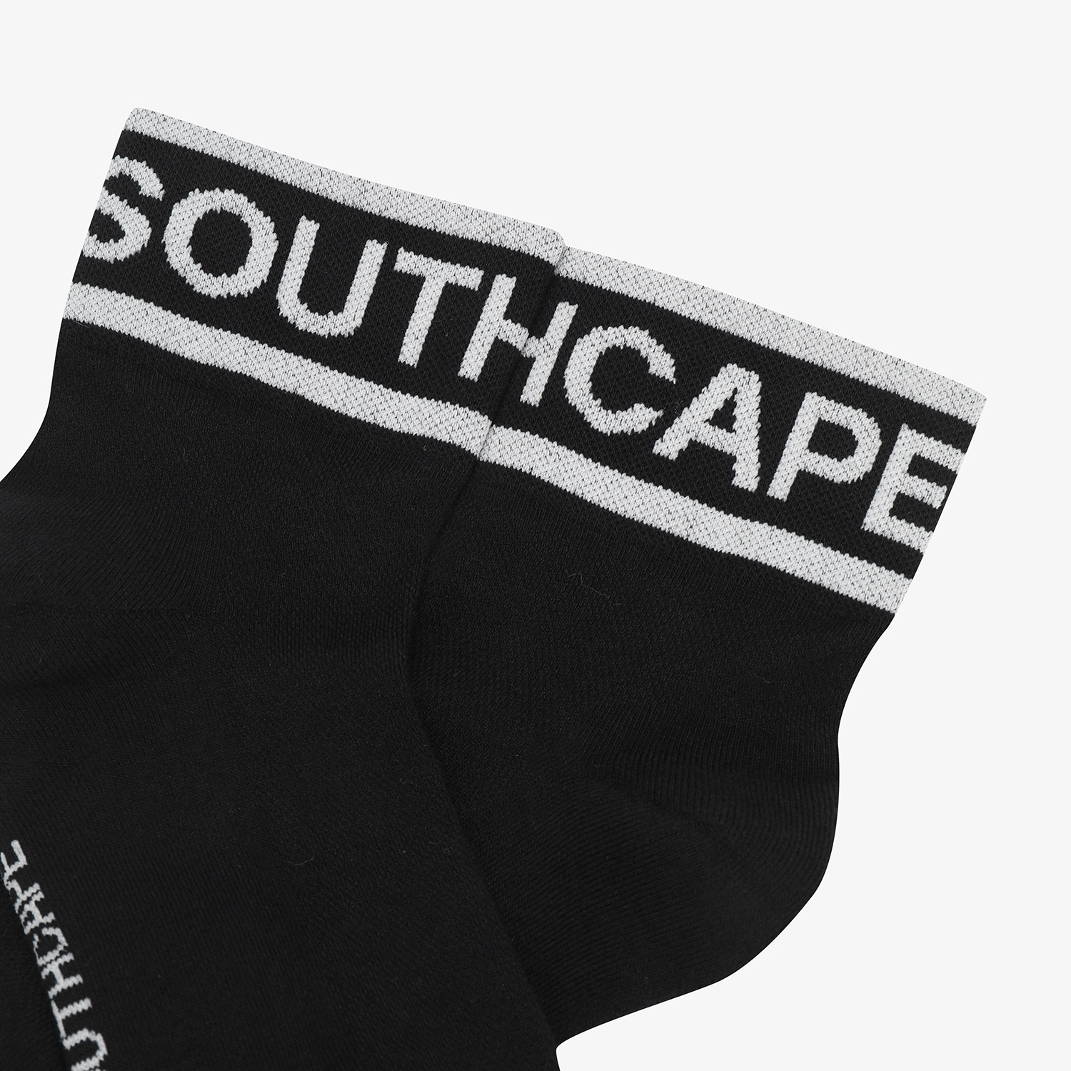 Color Contrast Logo Lettering Crew Socks_BK