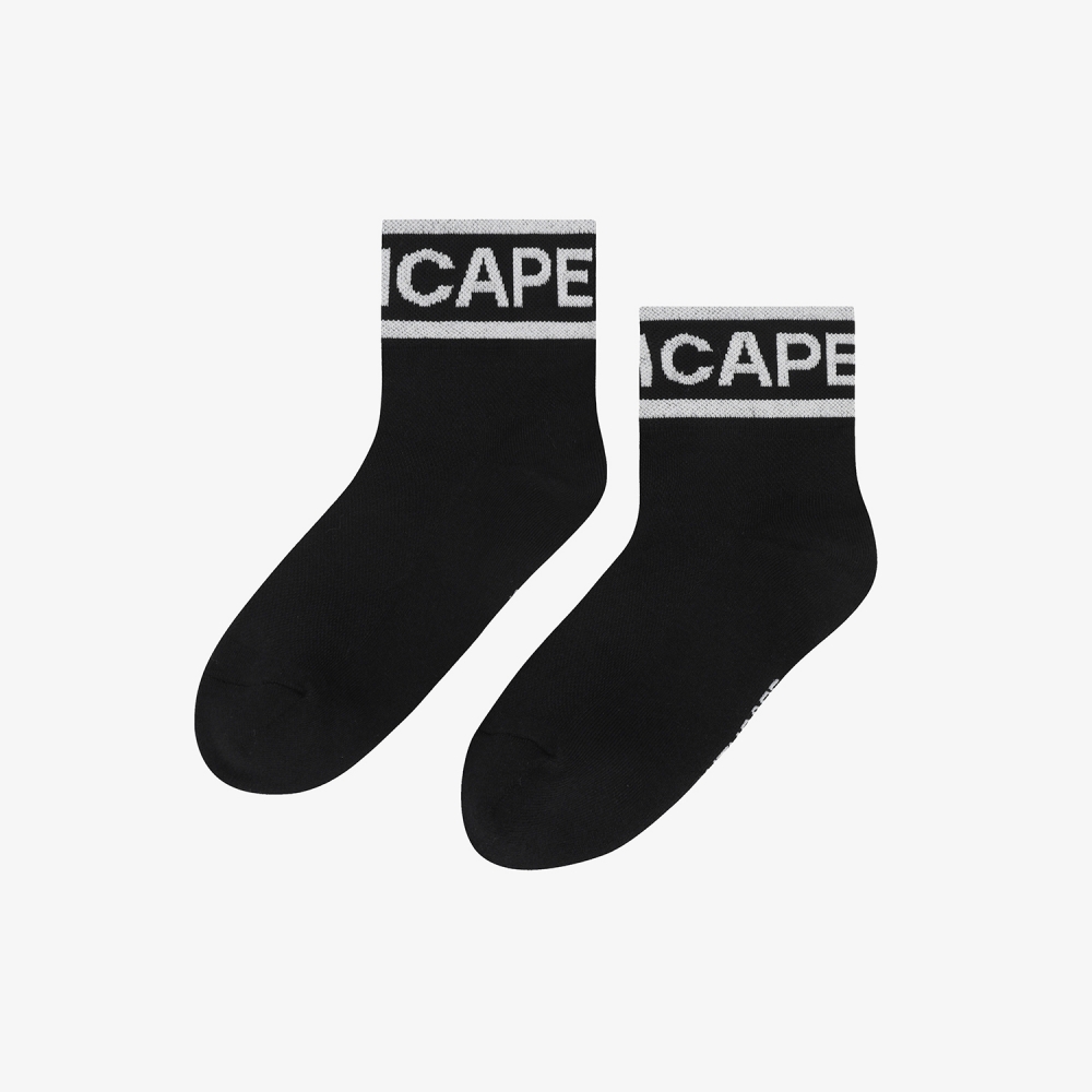 Color Contrast Logo Lettering Crew Socks_BK