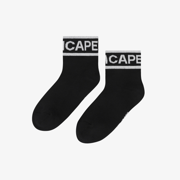 Color Contrast Logo Lettering Crew Socks_BK