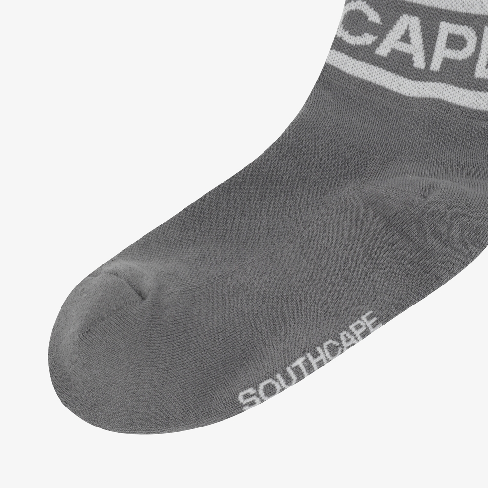 Color Contrast Logo Lettering Crew Socks_DG