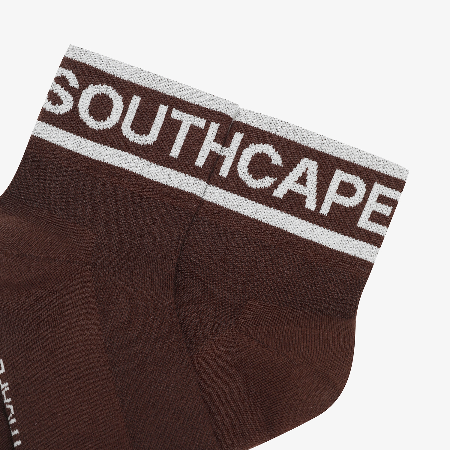 Color Contrast Logo Lettering Crew Socks_DW