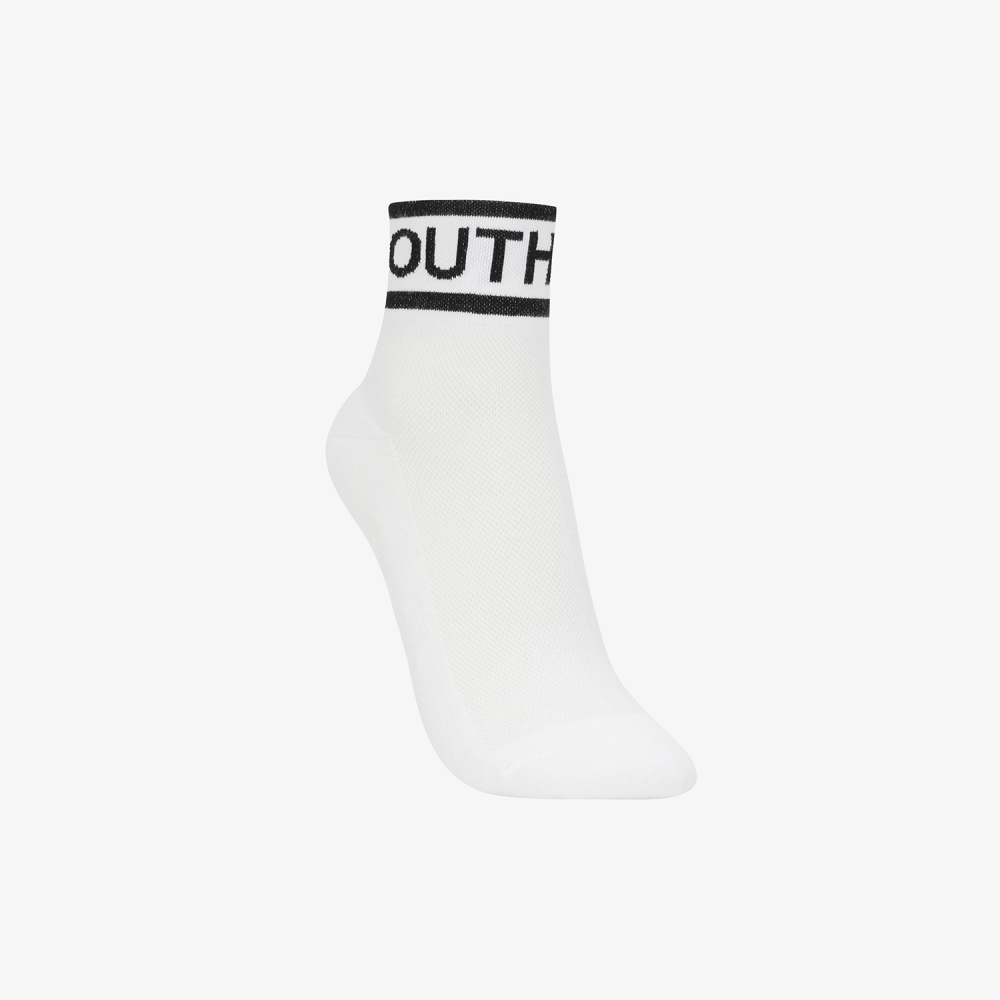 Color Contrast Logo Lettering Crew Socks_WT