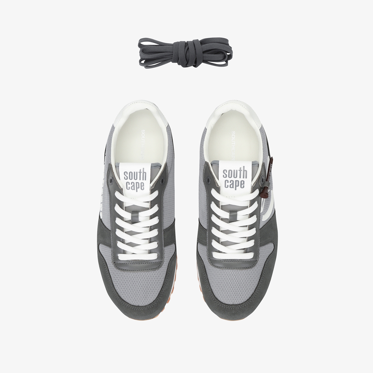 New Logo Color-Block Spikeless Shoes_GY