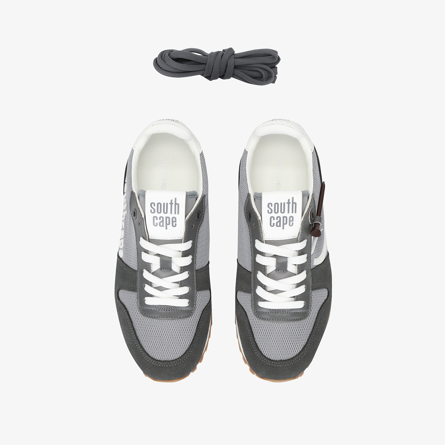 New Logo Color-Block Spikeless Shoes_GY