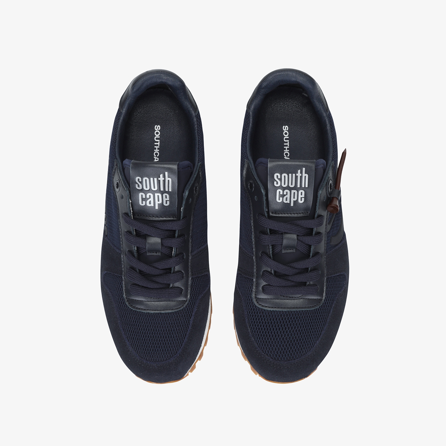 New Logo Color-Block Spikeless Shoes_NA