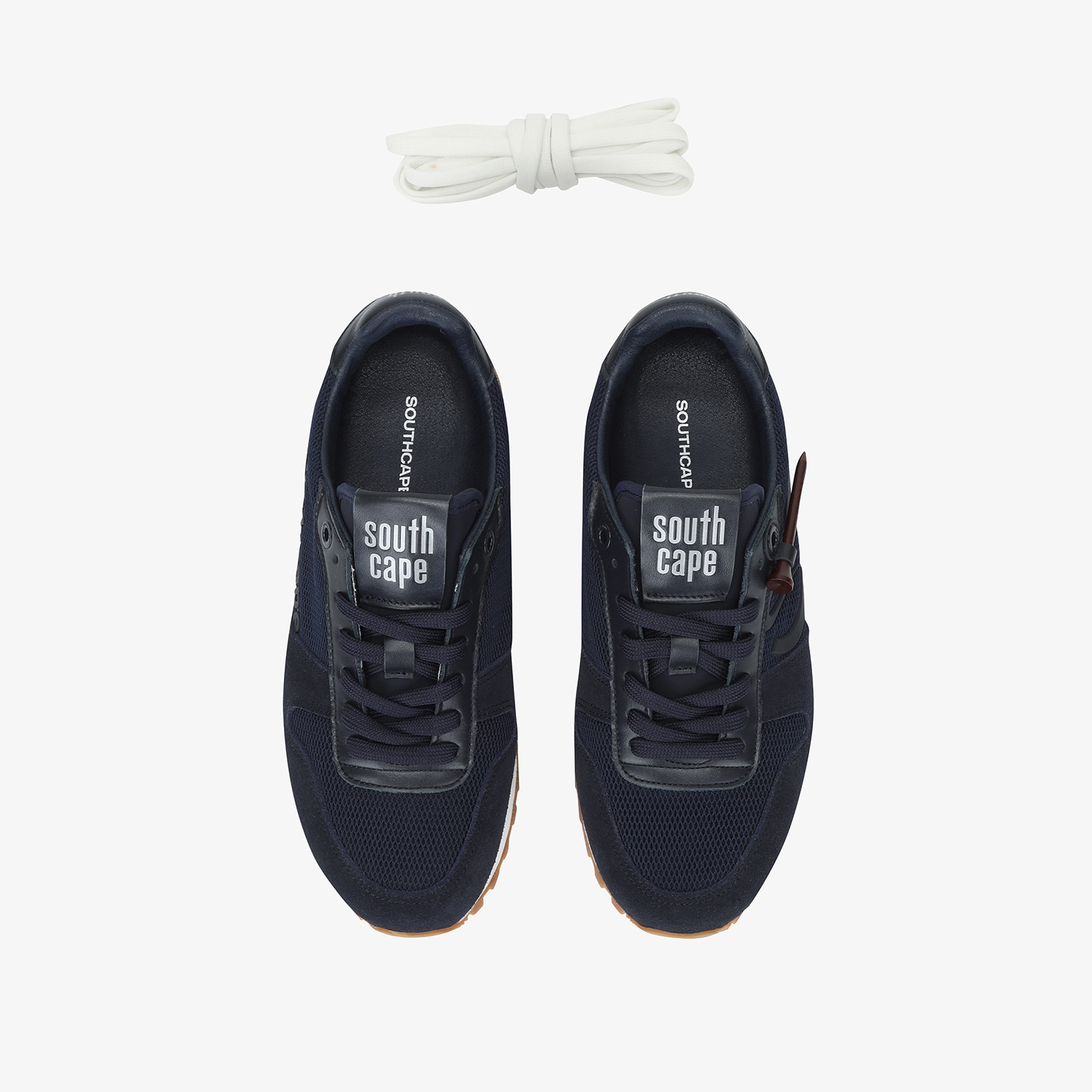 New Logo Color-Block Spikeless Shoes_NA