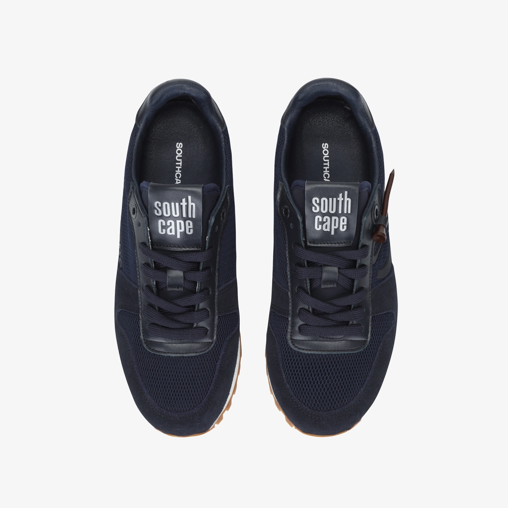 New Logo Color-Block Spikeless Shoes_NA