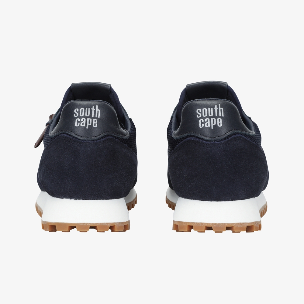 New Logo Color-Block Spikeless Shoes_NA