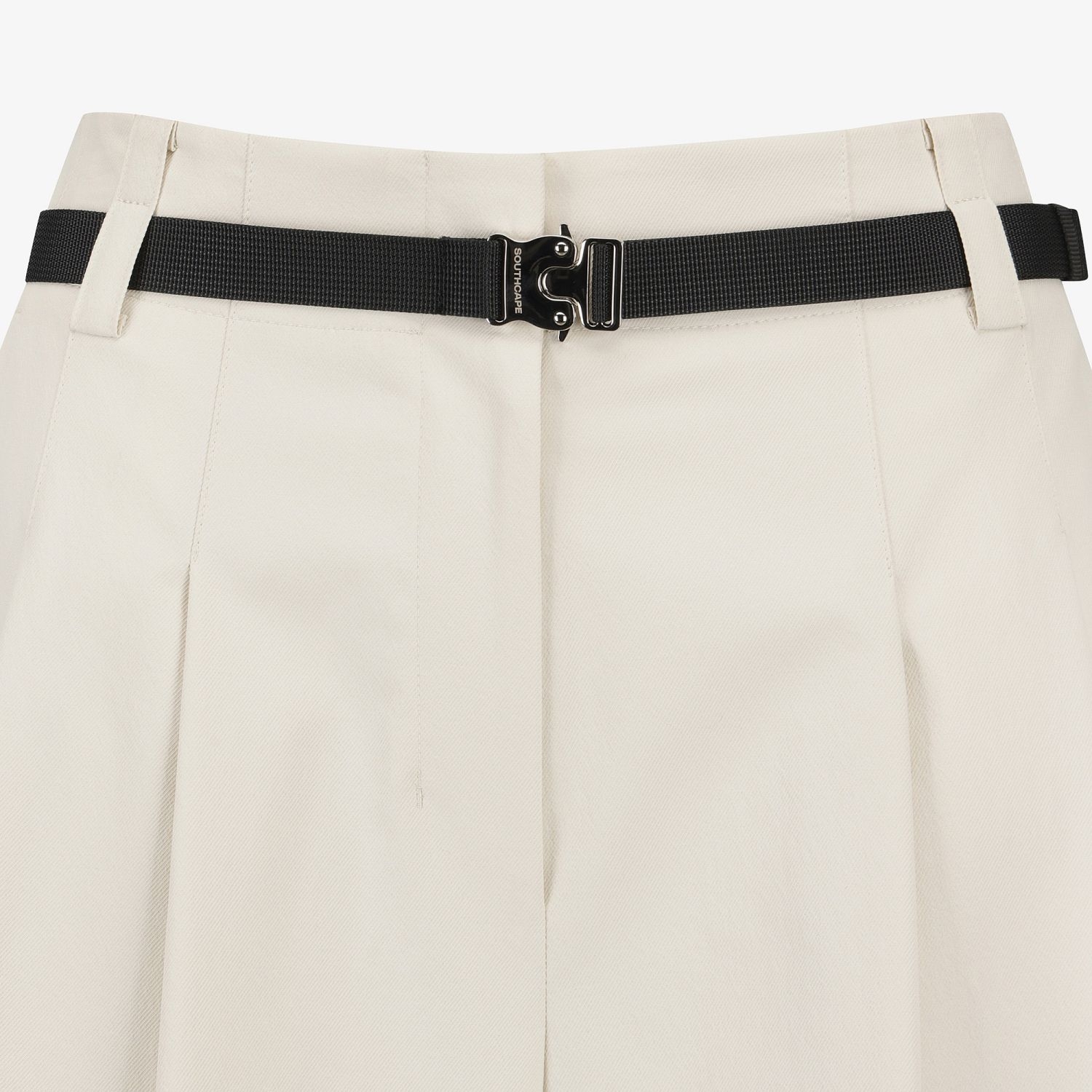 Belt-Point Bermuda Pants_CR