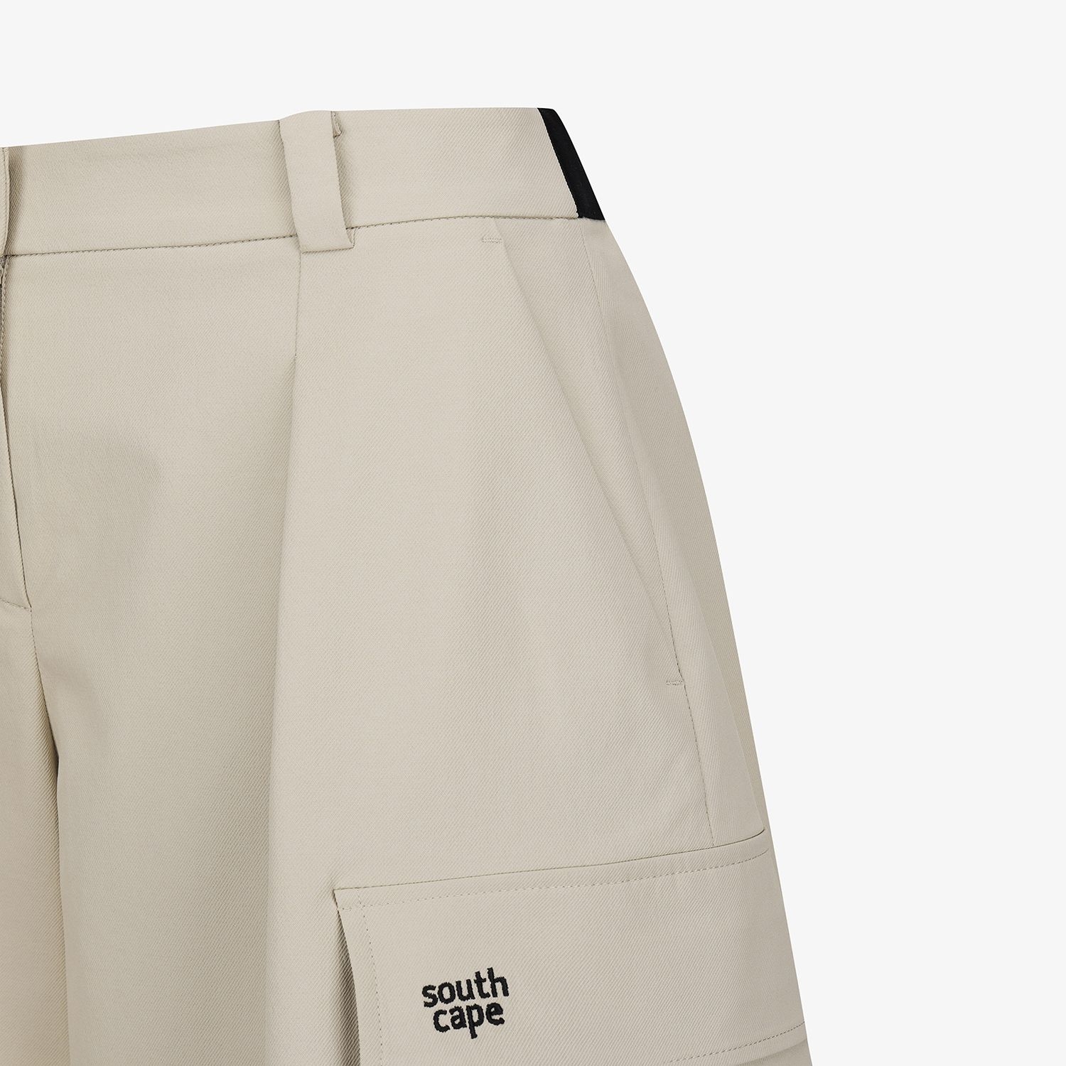 Out Pocket Wide Bermuda Pants_BE