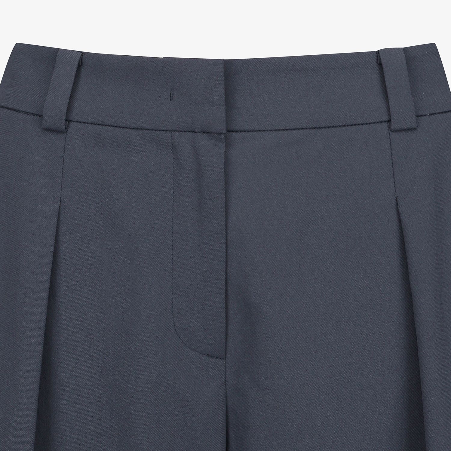 Out Pocket Wide Bermuda Pants_NA