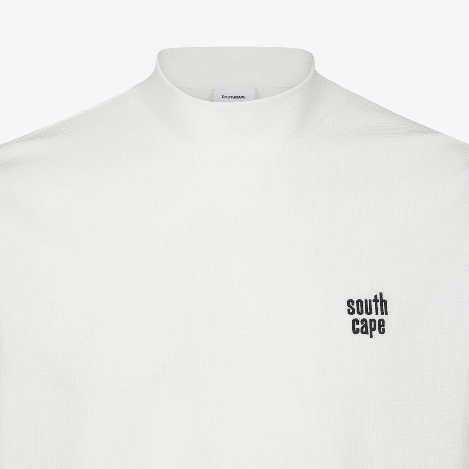 Back Logo Mock Neck T-Shirt_WT