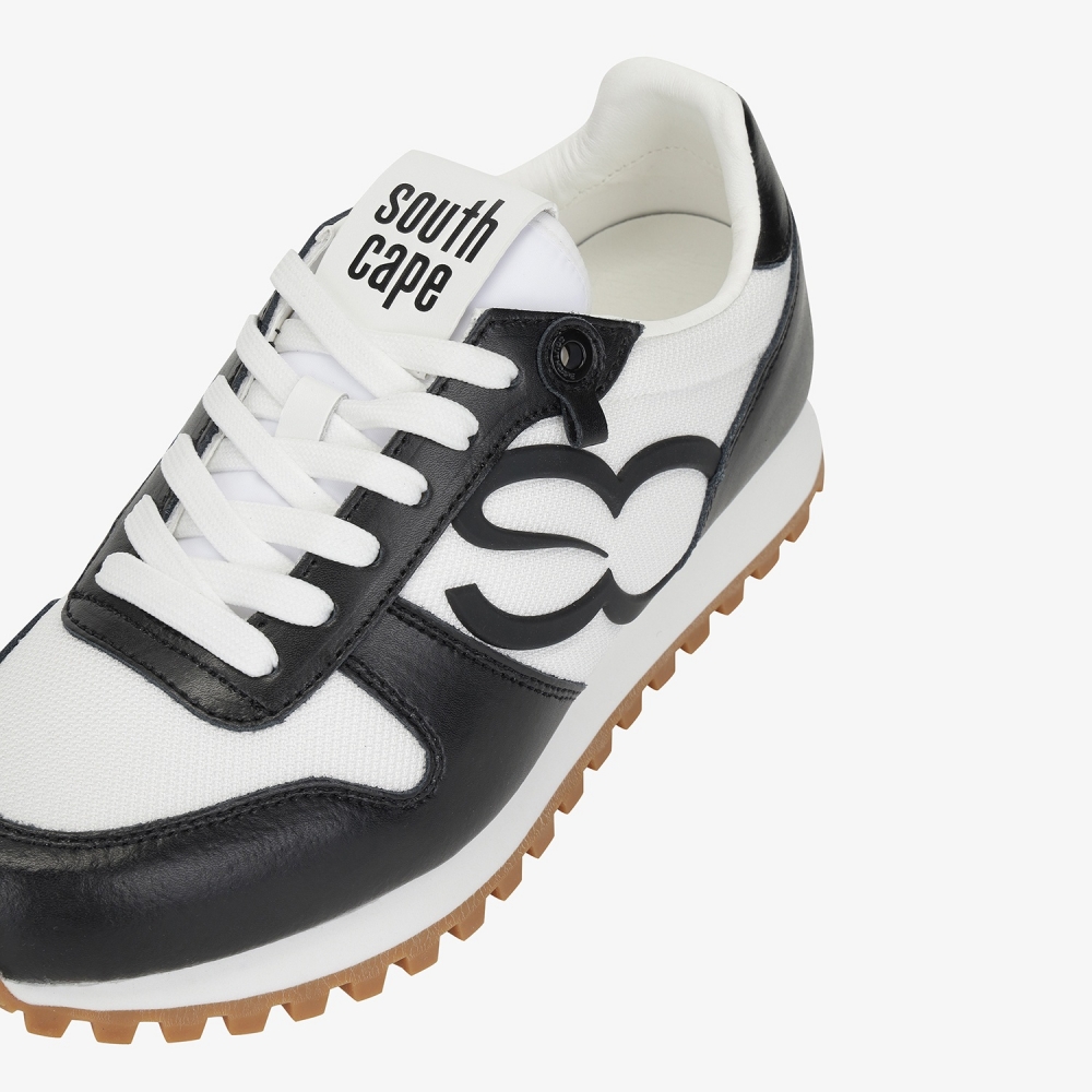 New Logo Color-Block Spikeless Shoes_BK