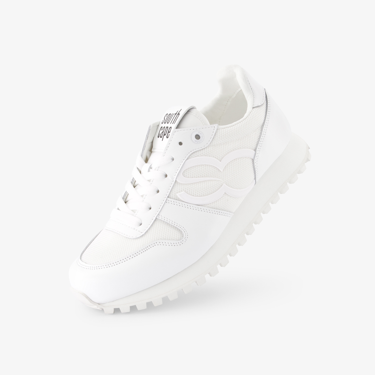 26 New Logo Spikeless Shoes_WT