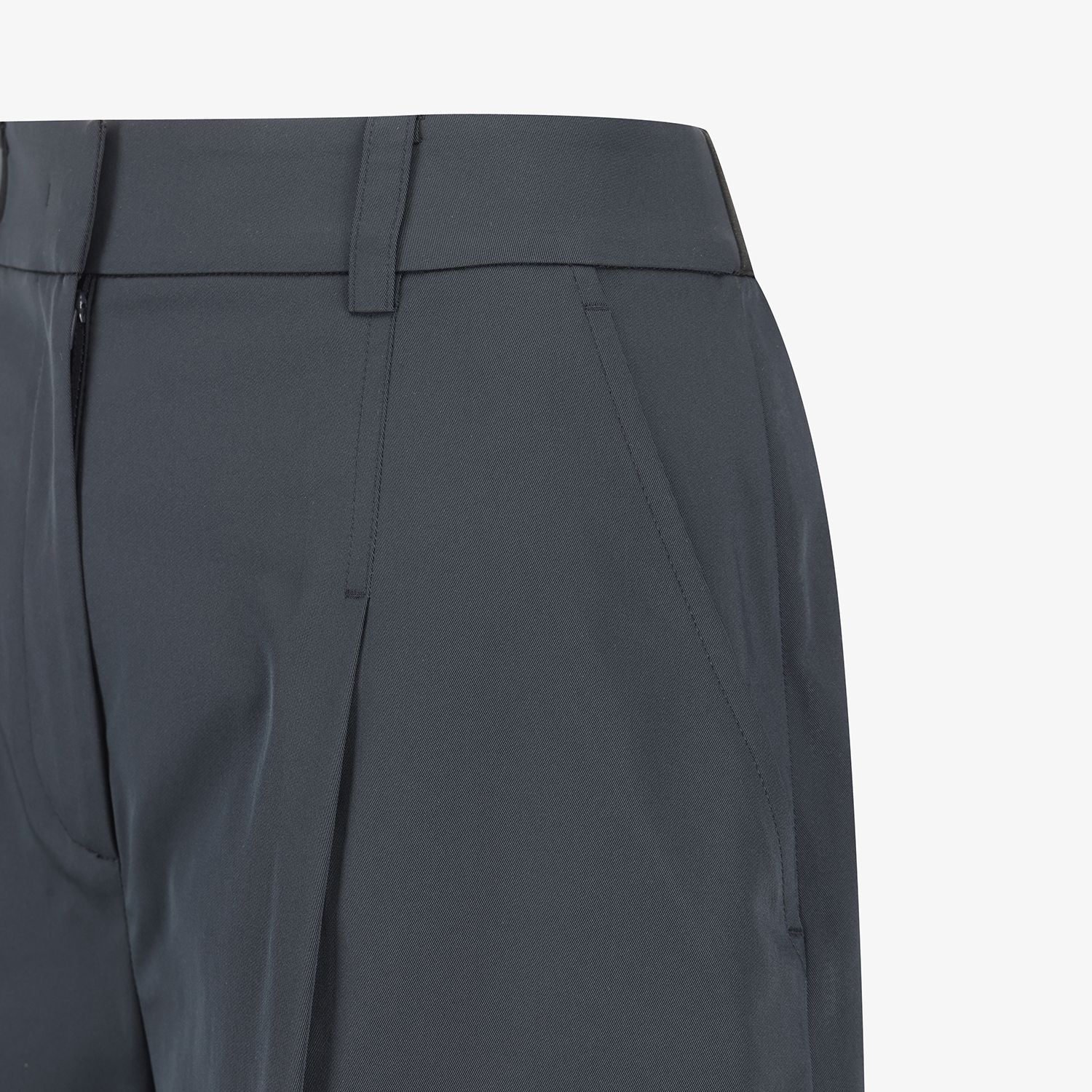 Out-Pocket Bermuda Shorts_DA