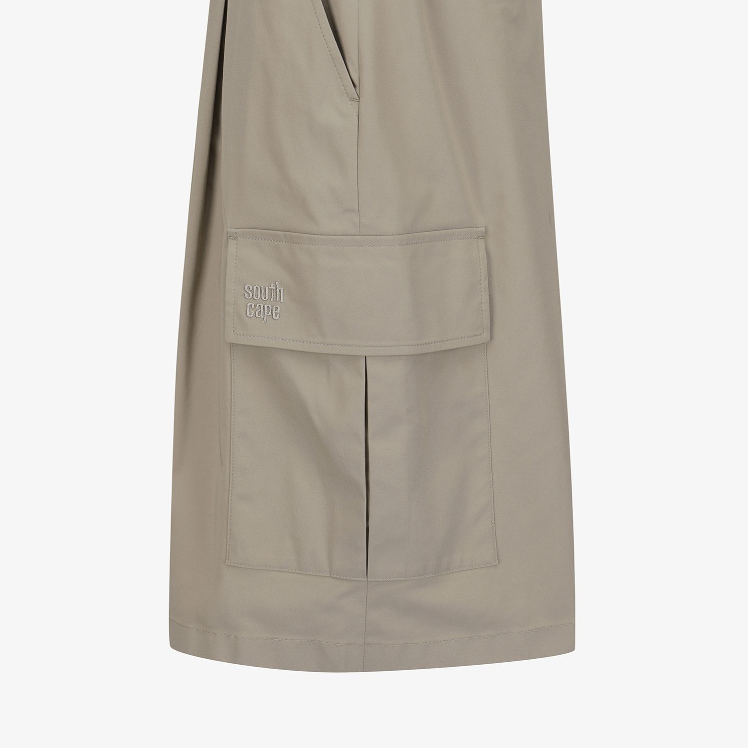 Out-Pocket Bermuda Shorts_DE