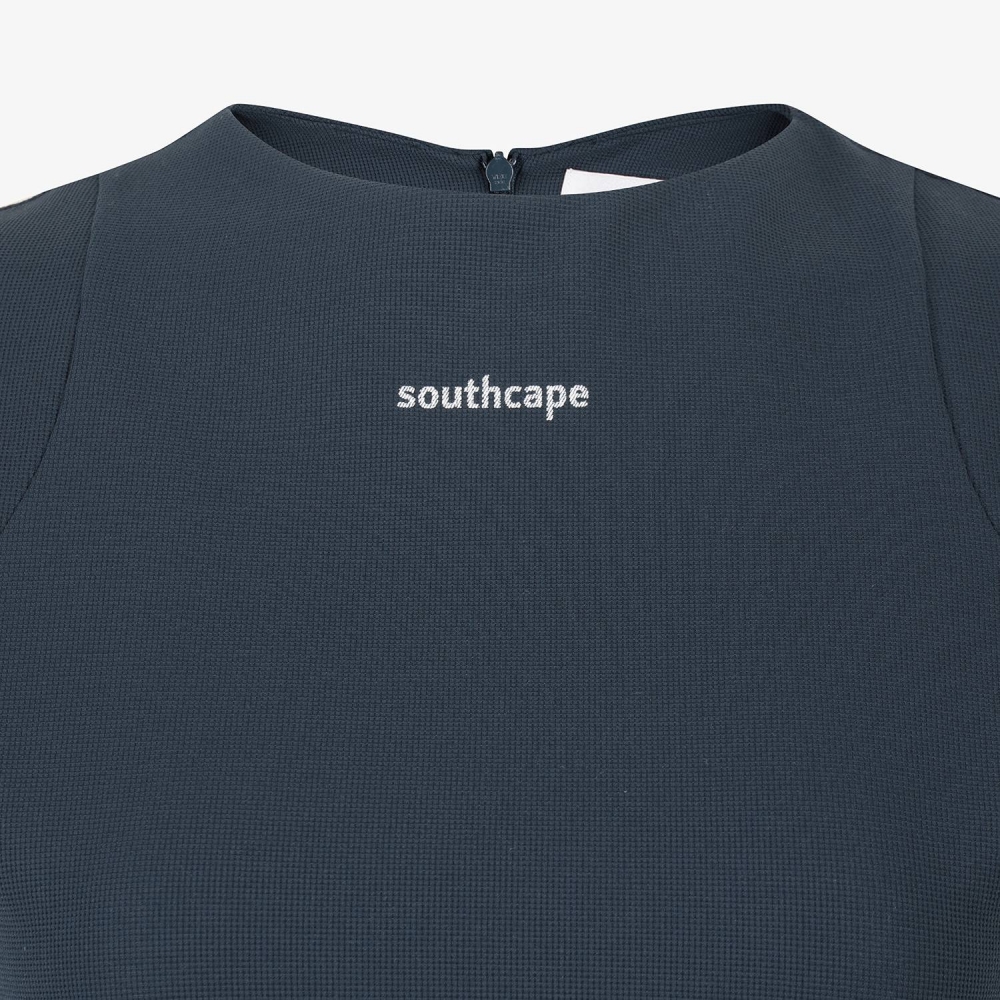 Slim-Fit Panelled T-Shirt_NA