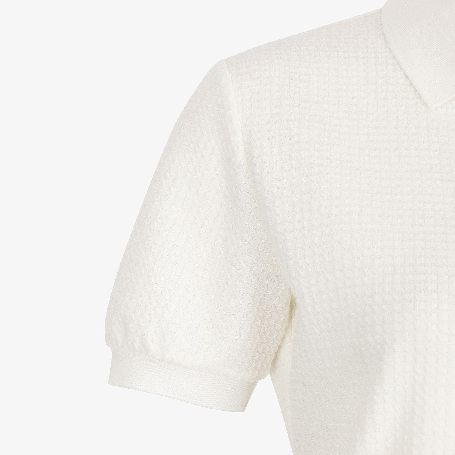 Waffle-Texture Collar T-Shirt_IV
