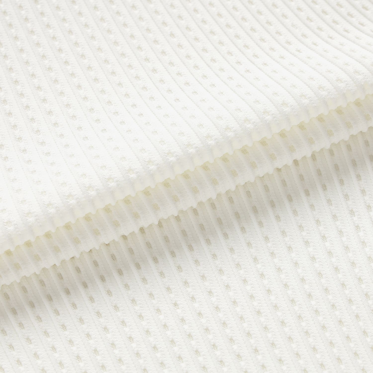 Mesh Dot Logo Short Sleeve T-Shirt_WT