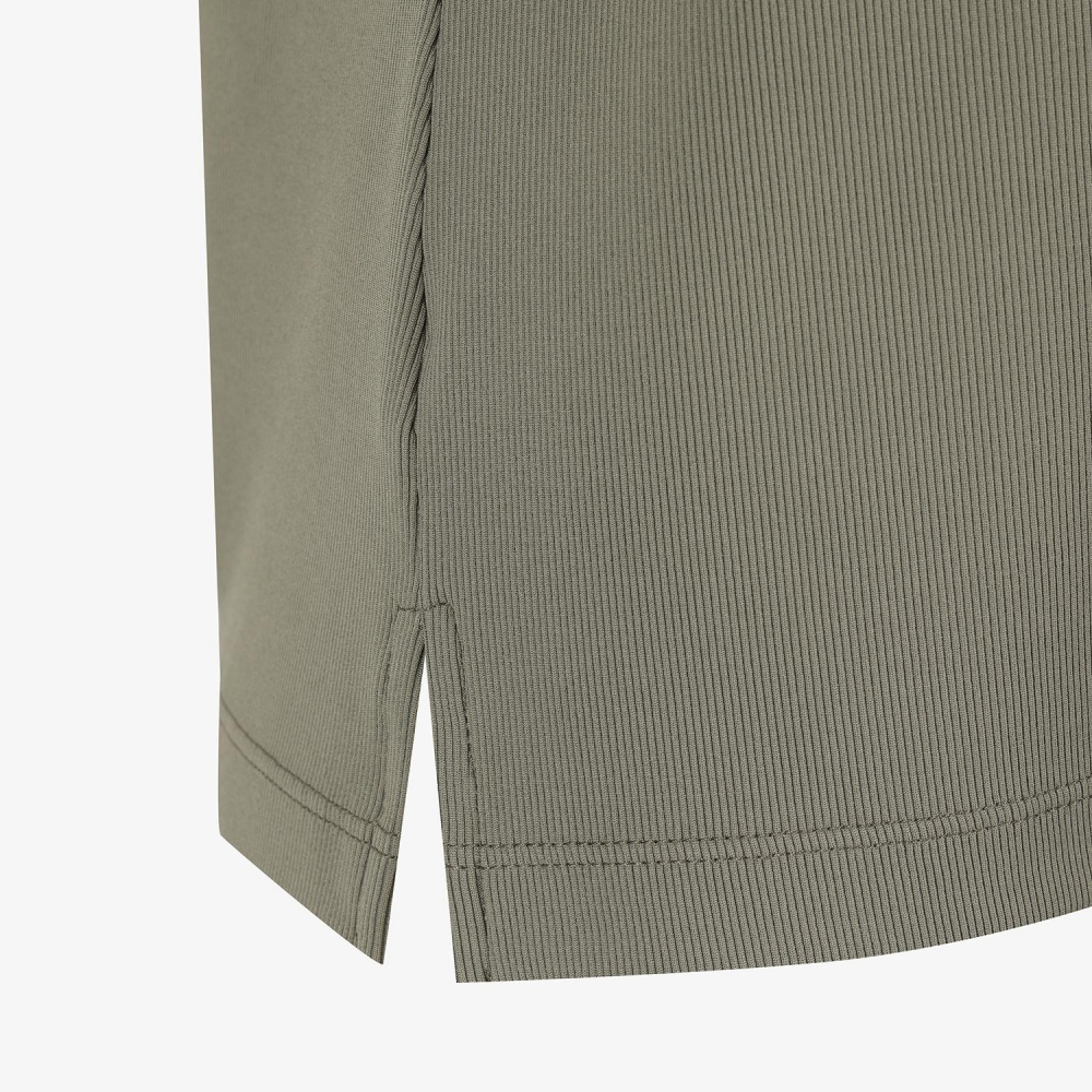 Tipping Open-Collar Sleeveless_KH