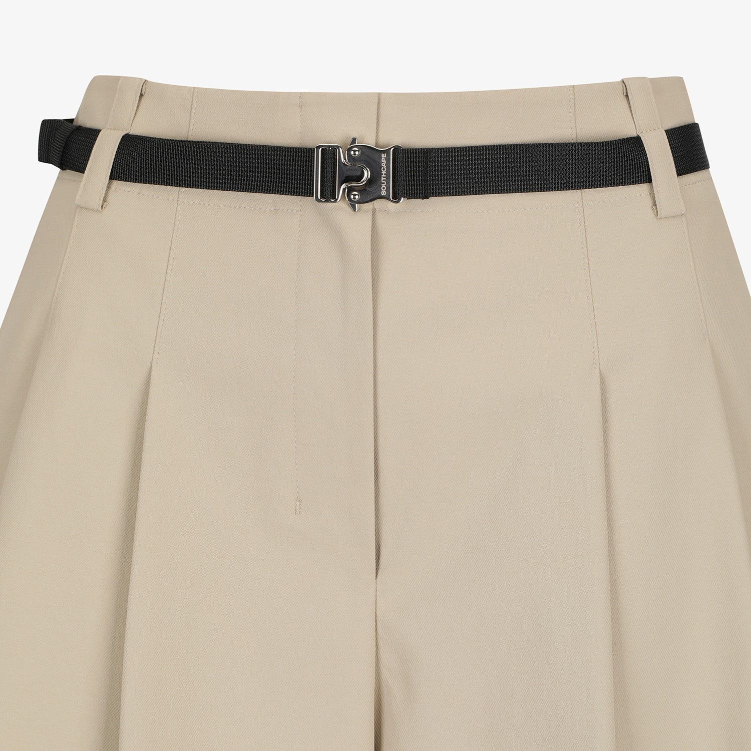 Belt-Point Bermuda Pants_BE