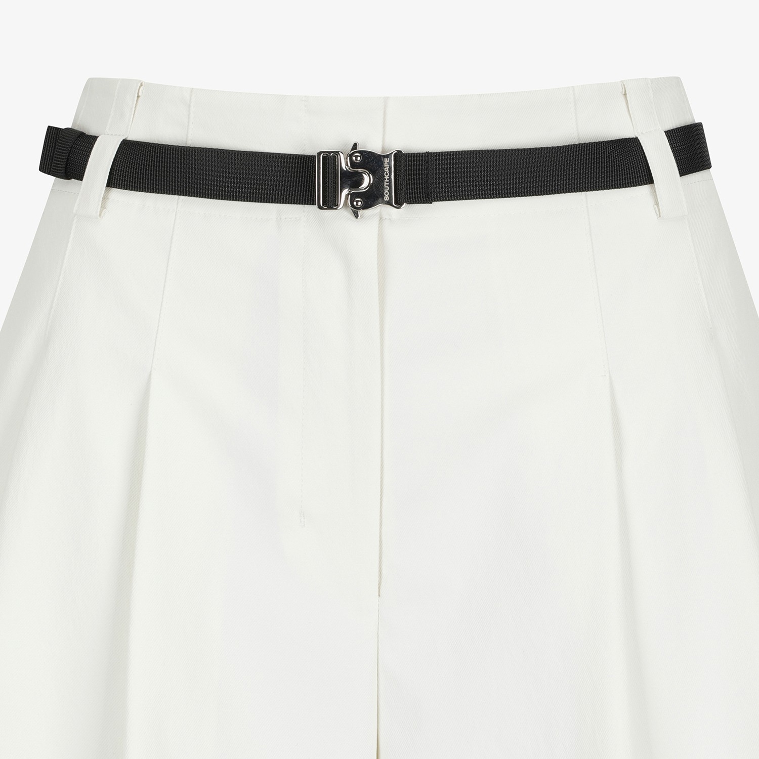 Belt-Point Bermuda Pants_WT