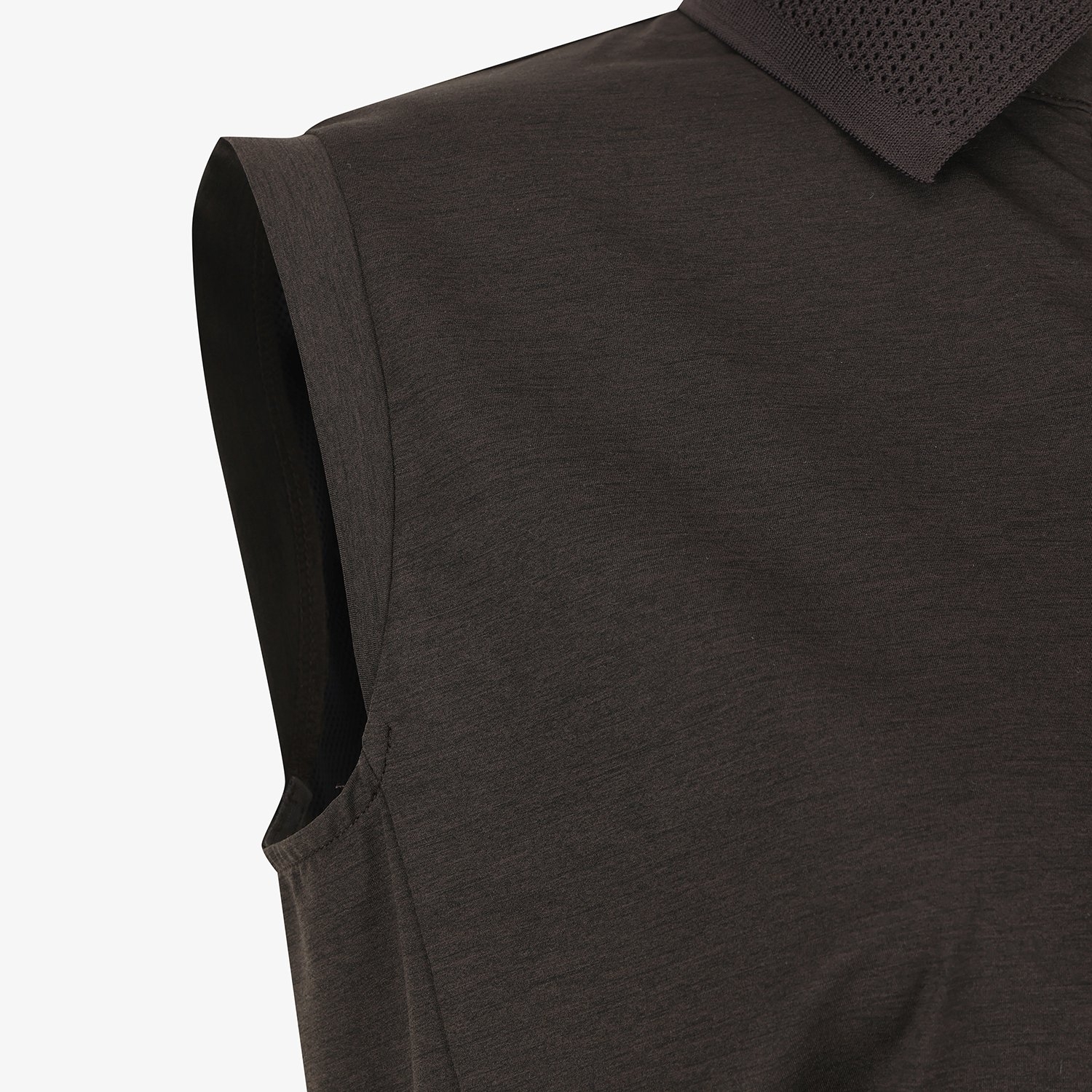 Half-Zip Collar Sleeveless_DW