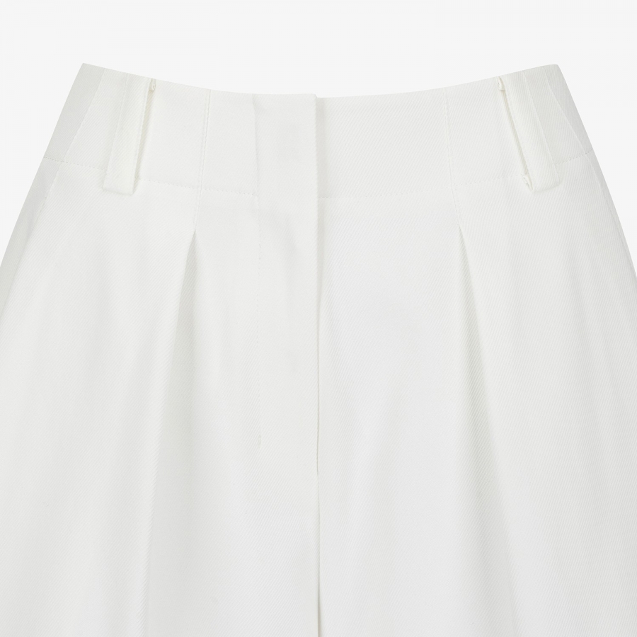 A-Line Pintuck Shorts_WT