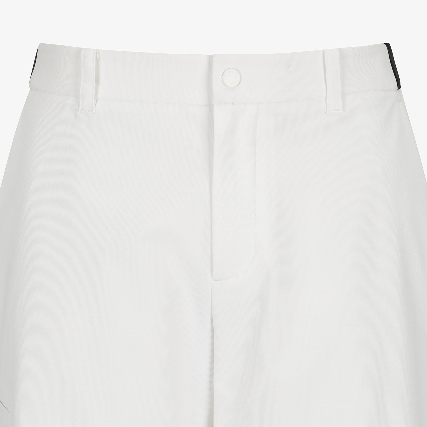 Performance Slim-Fit Shorts_WT