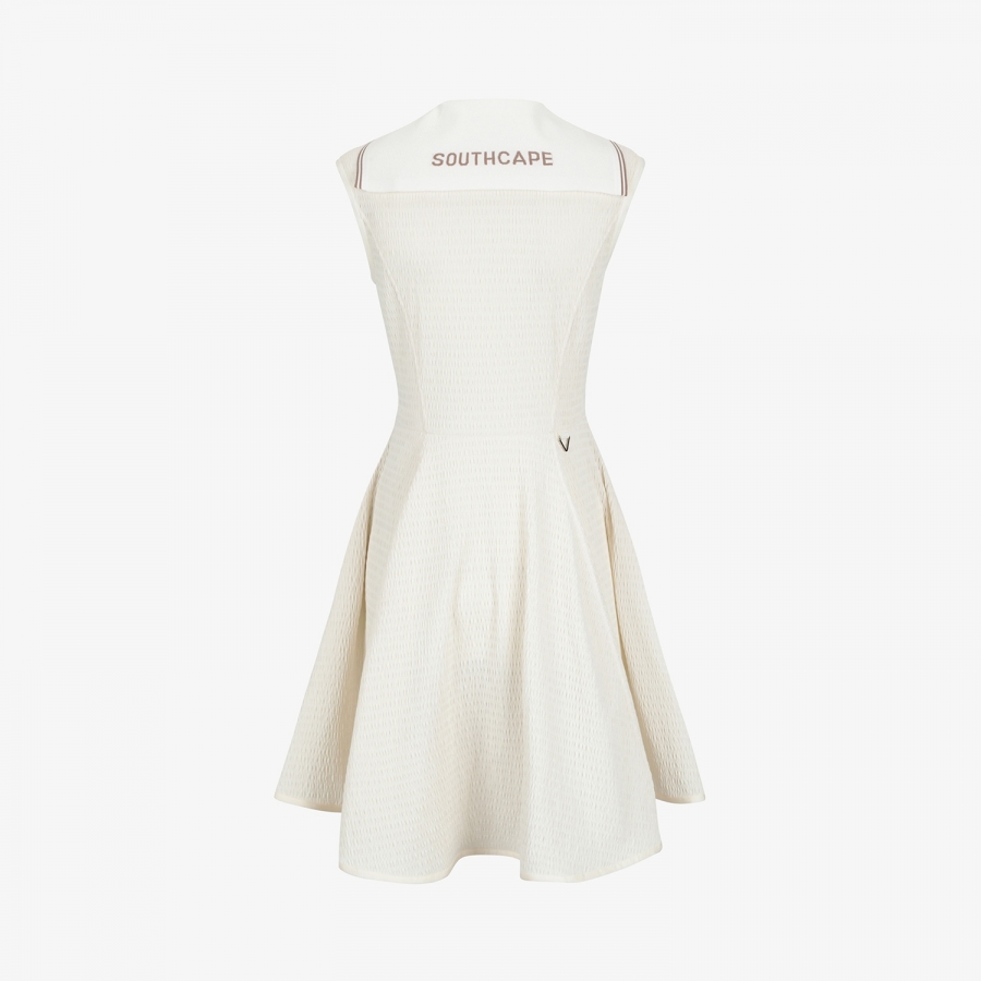 Full-Open Sleeveless Dress_IV
