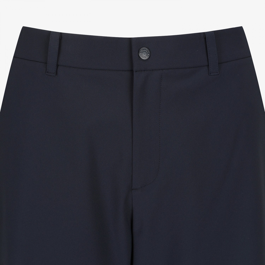 Performance Slim-Fit Shorts_DA