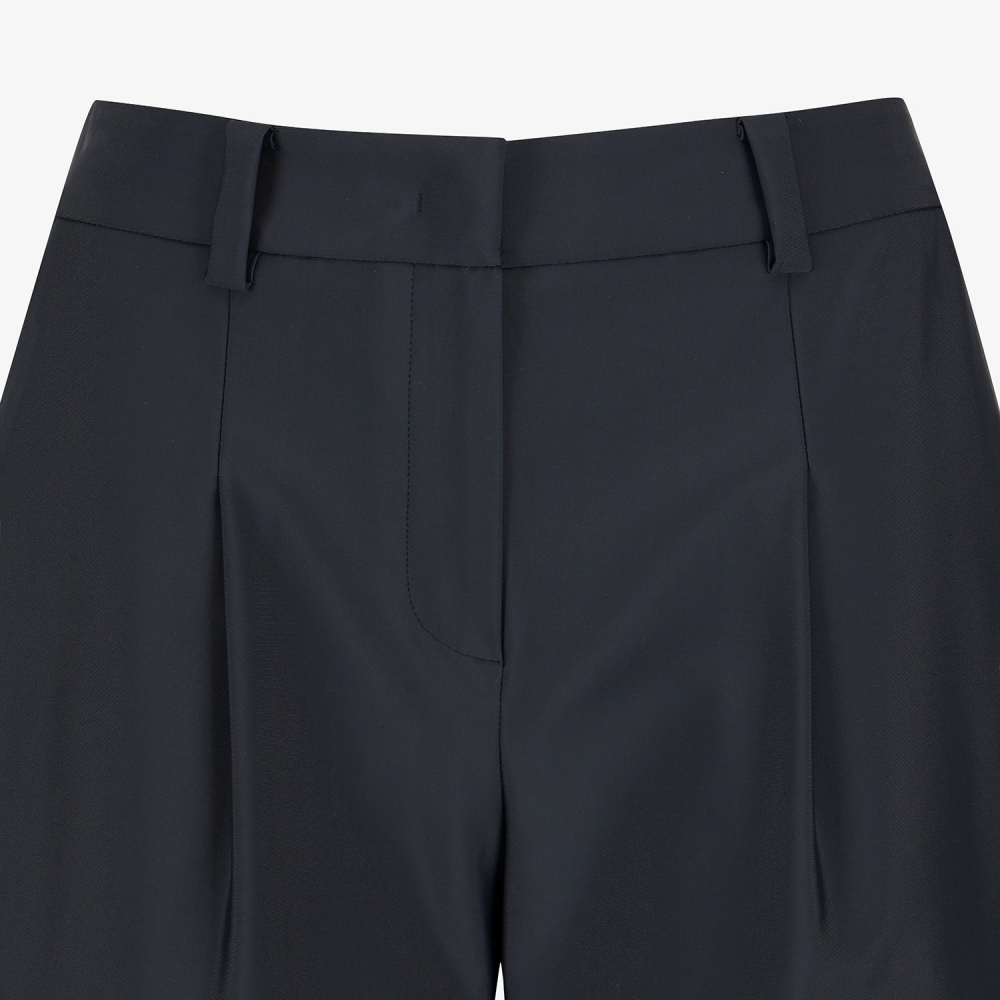 Pintuck Half Pants_DG
