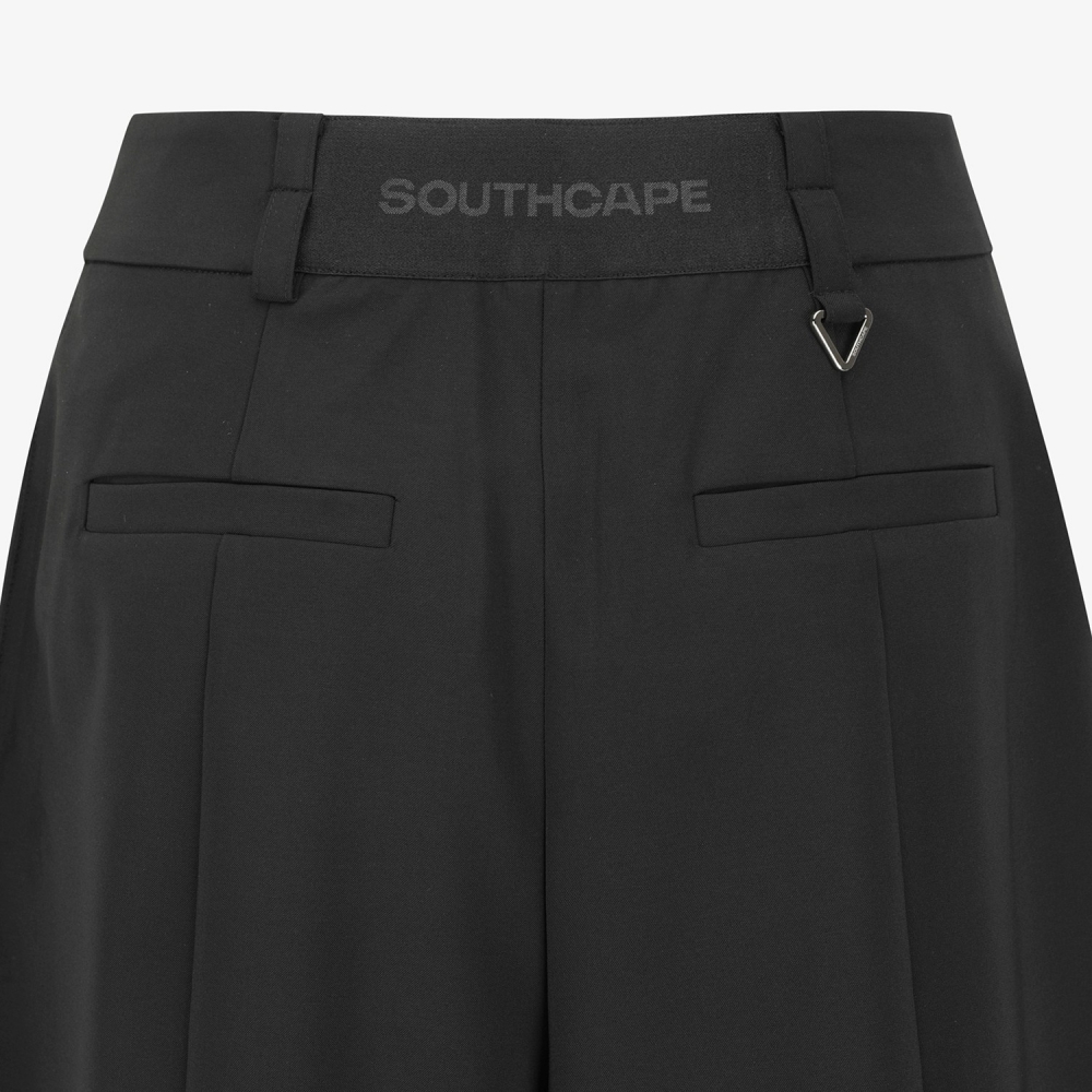 Belt Detail Volume Bermuda Shorts_BK