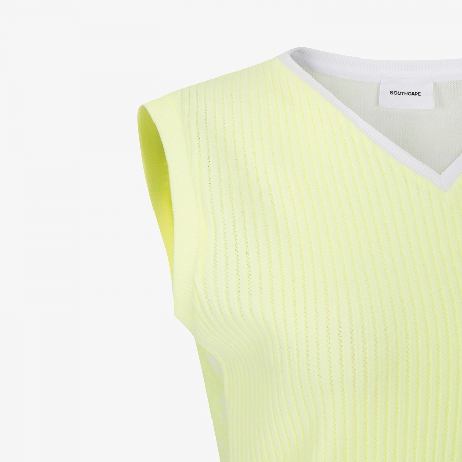 Logo Flow V-Neck Sleeveless Top_LY